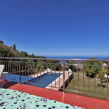 La Laguna 2 *